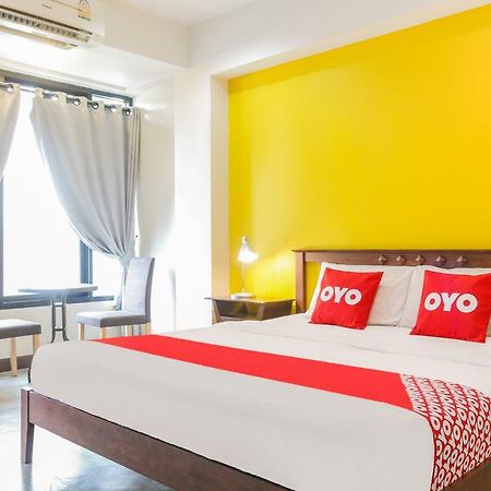 Oyo 233 Sunshine House Hotel Chiang Mai Luaran gambar