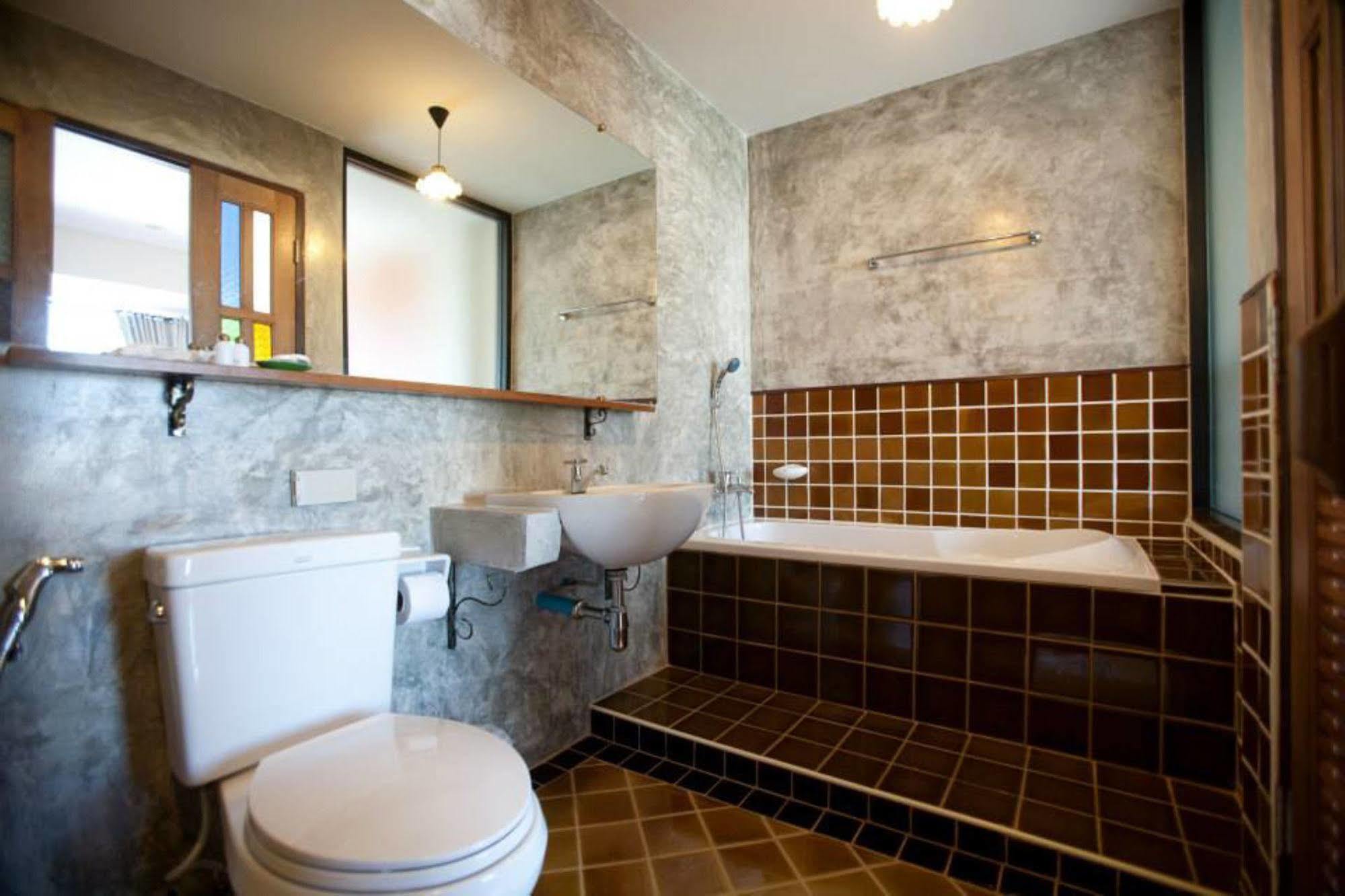 Oyo 233 Sunshine House Hotel Chiang Mai Luaran gambar