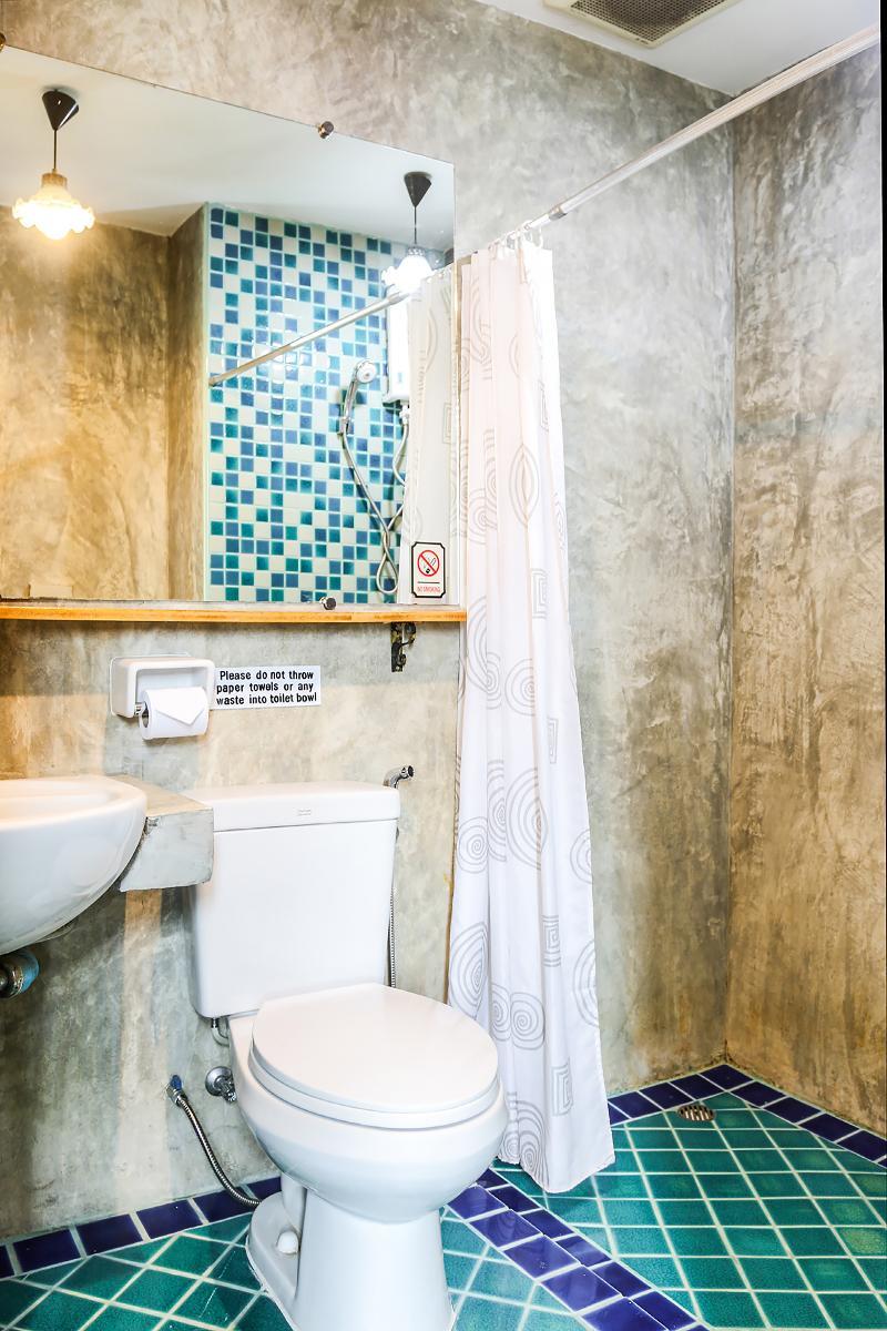 Oyo 233 Sunshine House Hotel Chiang Mai Luaran gambar